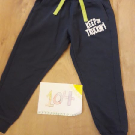 trainingsbroek 104