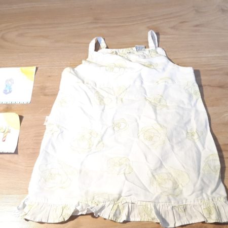 kleedje wit 98-104
